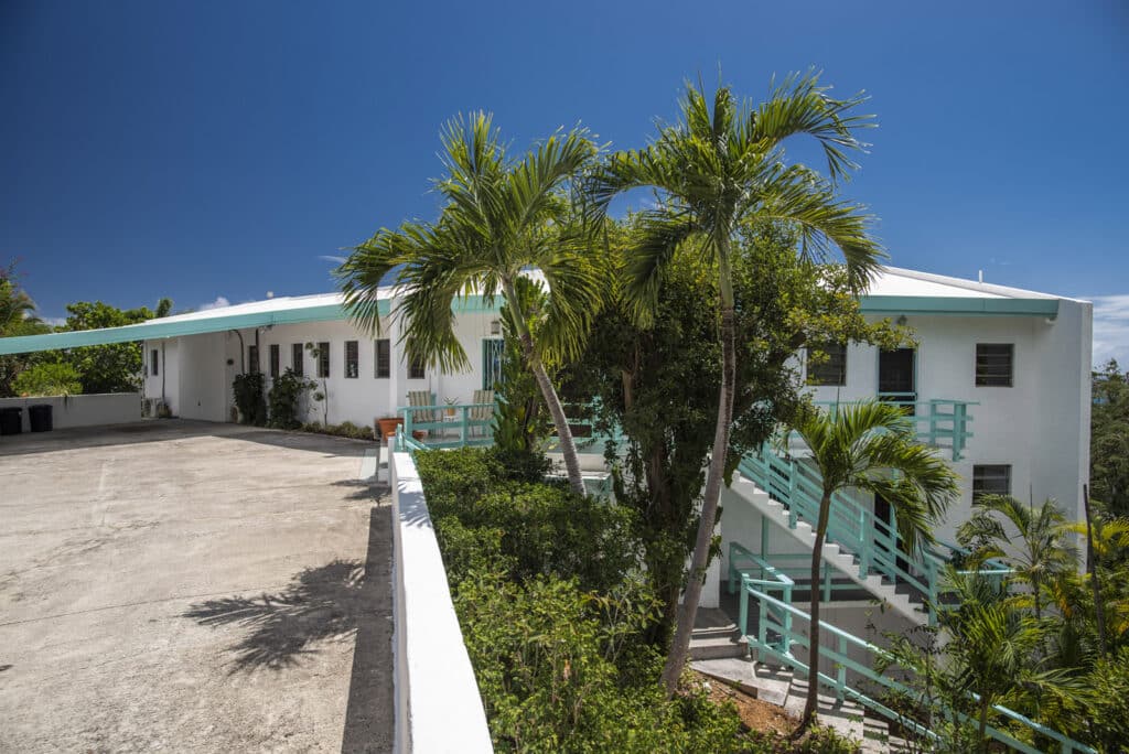 Short term vacation rentals at Secret Harbor Villa provide a home-like atmosphere.